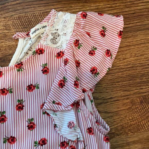 Red and White Floral Roses Blouse with Lace Back for Girls - Picture 3 of 6